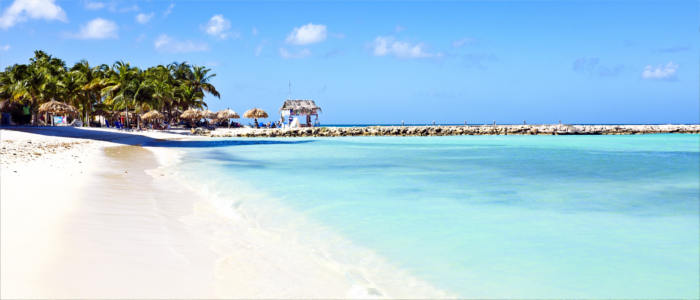 Azure blue sea around Aruba