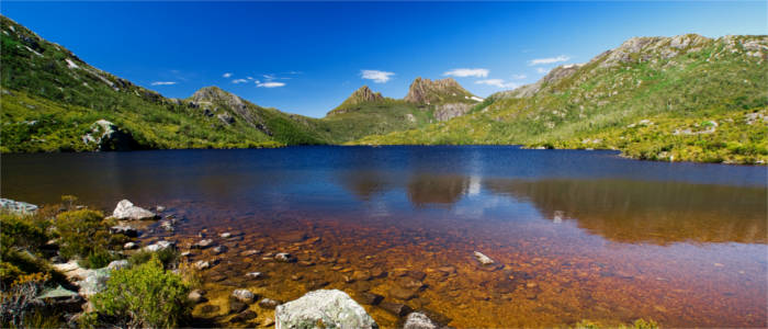 Famous mountain in Tasmania