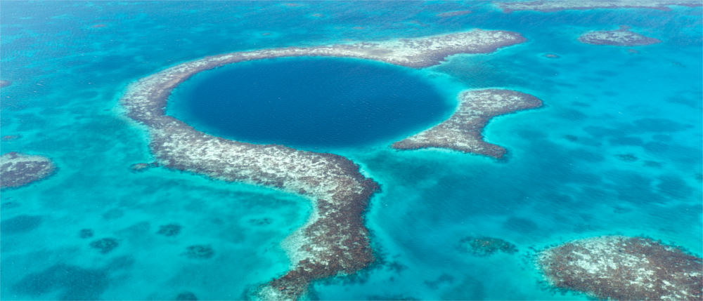 Wonderful reef systems near Belize