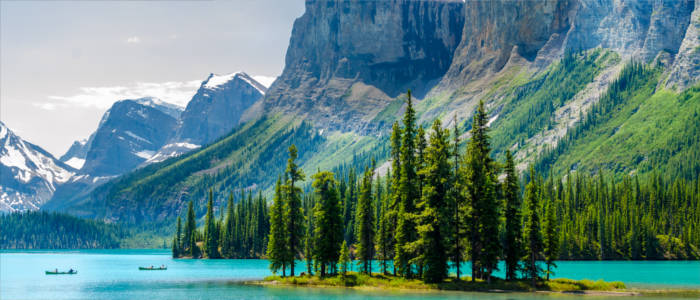 Canada - Mountain lake in British Columbia