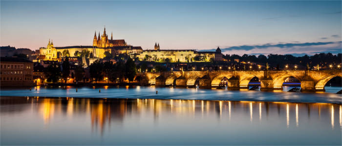 Prague Castle Burg in at dusk