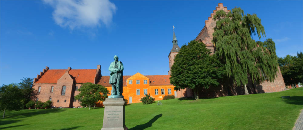 Statue of the Danish writer