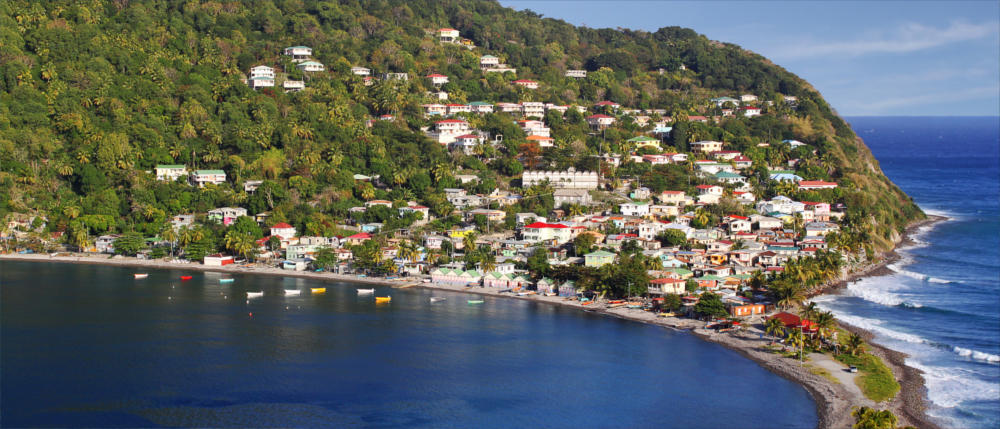 Dominica's fishermen's villages at the sea