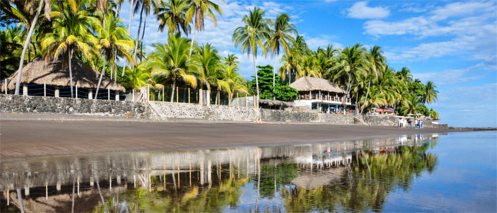 El Salvador's beaches