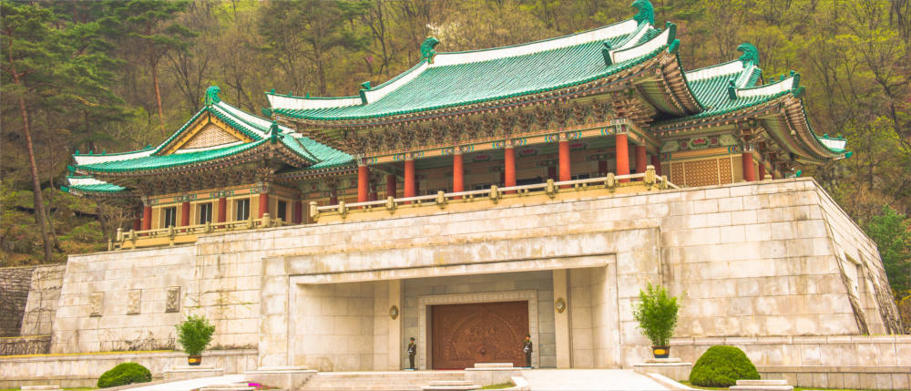 North Korean temples