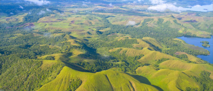 Papua New Guinean mountainous landscape