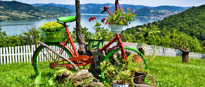 Cycling at the Danube in Serbia