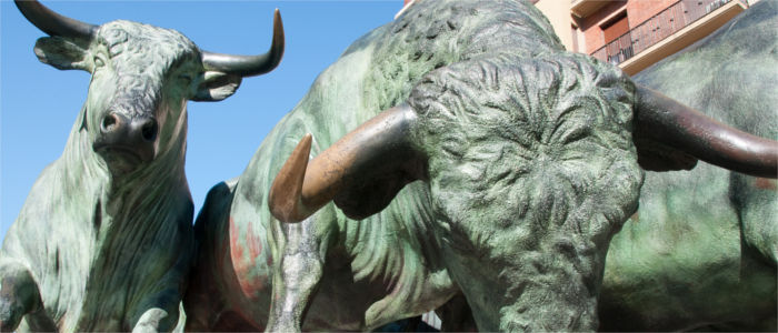Bull statue in Pamplona