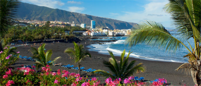 Dark sandy beach on the Canary Islands