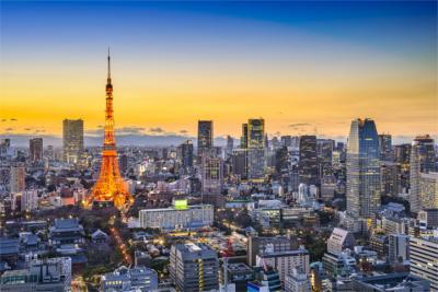 Tokyo by night