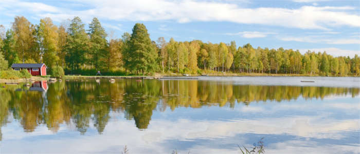 A Swedish house at a lake