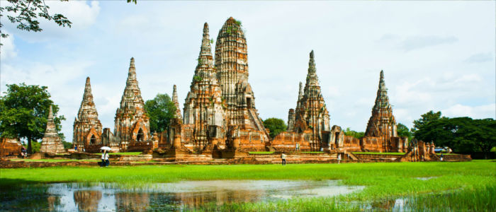 Temple complex Wat Chaiwatthanaram